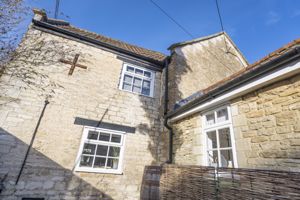 Side Elevation- click for photo gallery